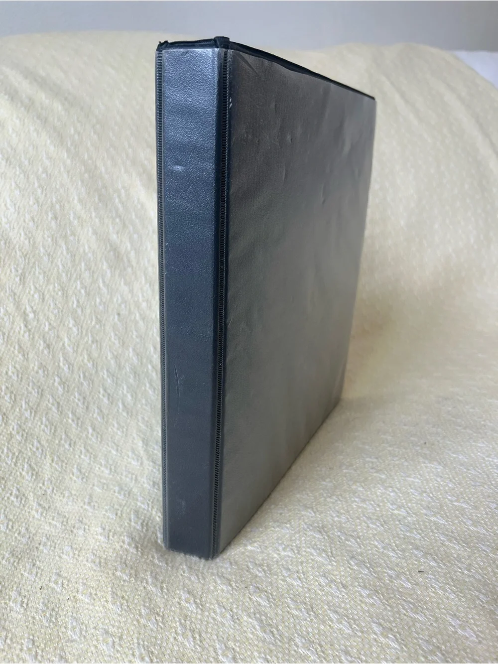 Black 1-Inch 3-Ring Binder – Just Basics